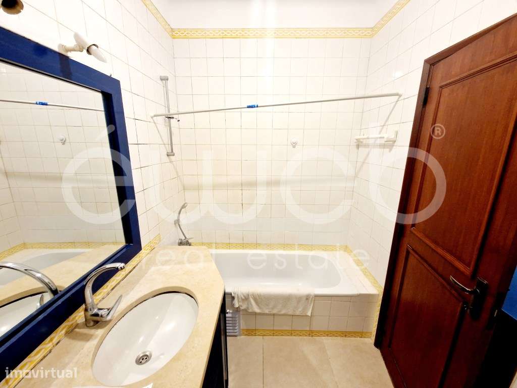 Apartamento T2, Luísa Todi, Setúbal-24