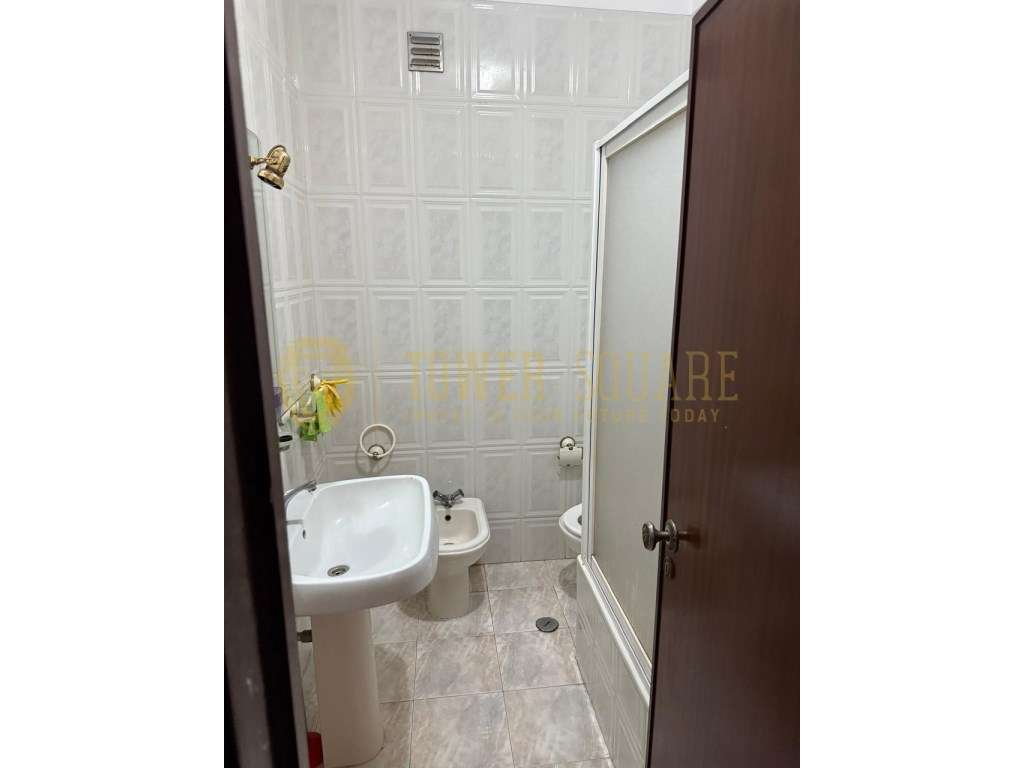 Apartamento T3 com Varanda para Arrendamento - Alto do Seixalinho, ... - Grande imagem: 4/11