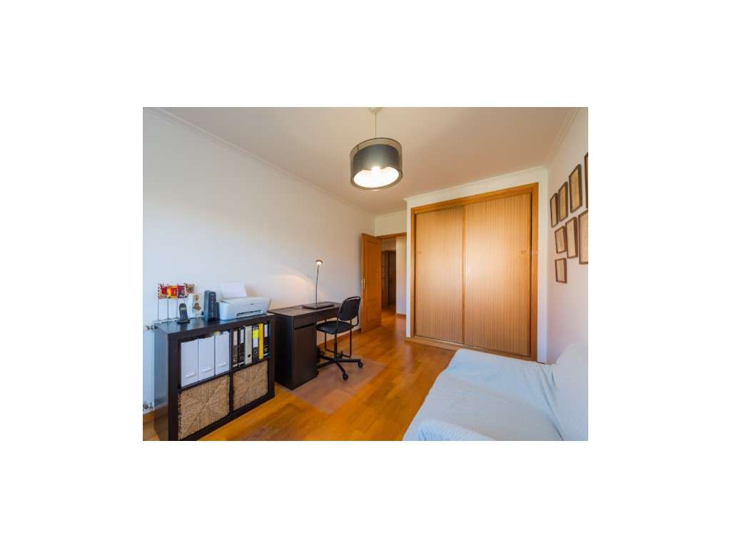 Excelente Apartamento T3 com 2 Lugares de estacionamento em Campina...-23