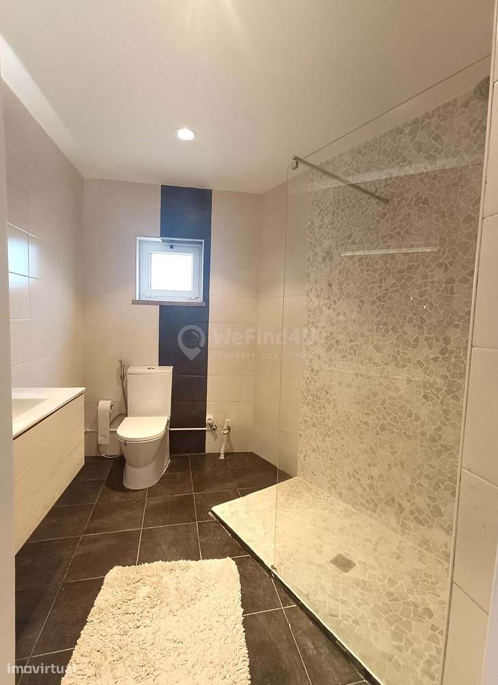 Moradia T3 totalmente renovada e equipada em Gáfete-9