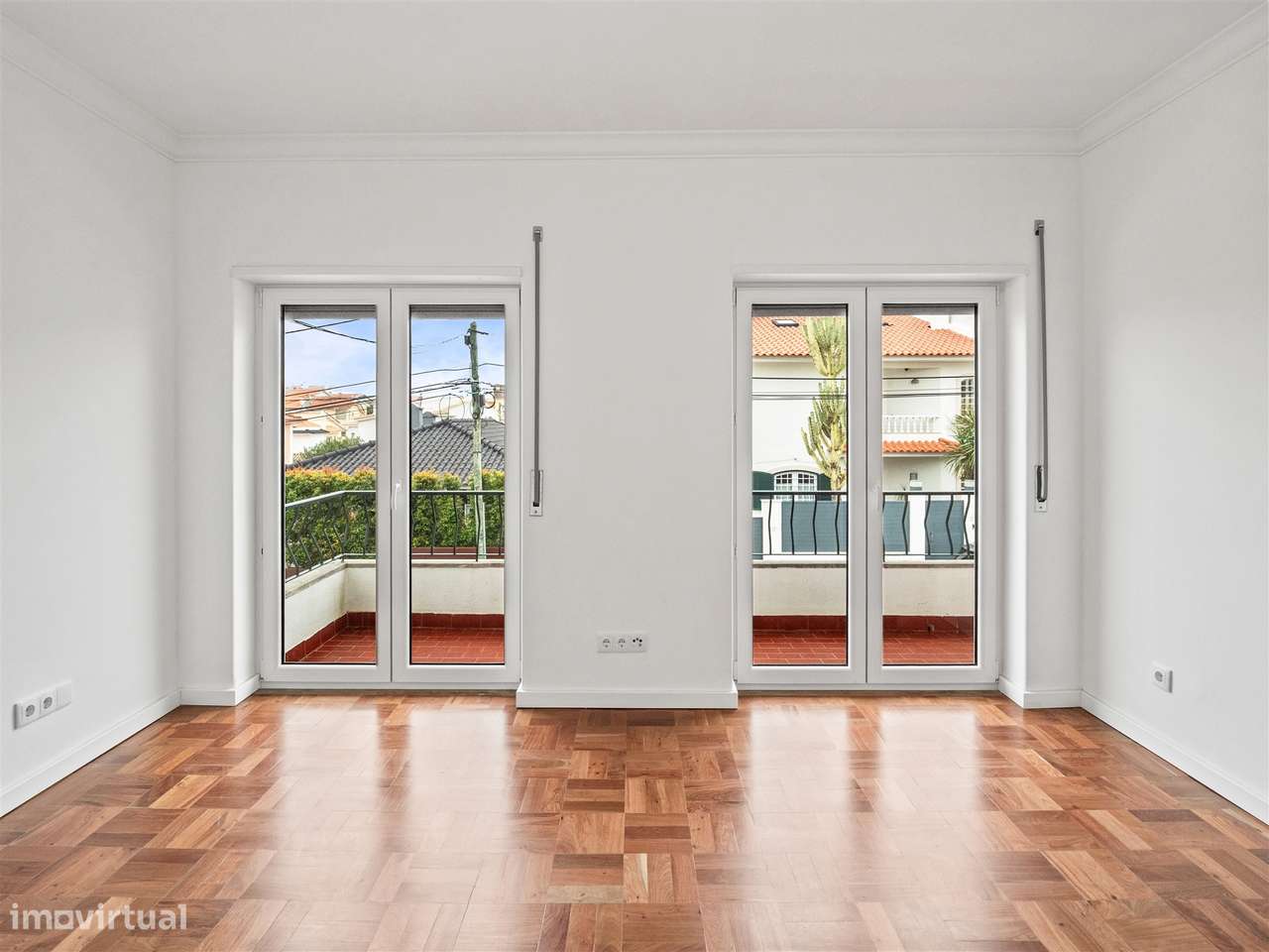 Andar de Moradia T2 para Arrendamento em Cascais com Garagem Box - Grande imagem: 2/29