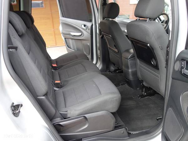 Ford Galaxy 2.0 TDCi Titanium - 25