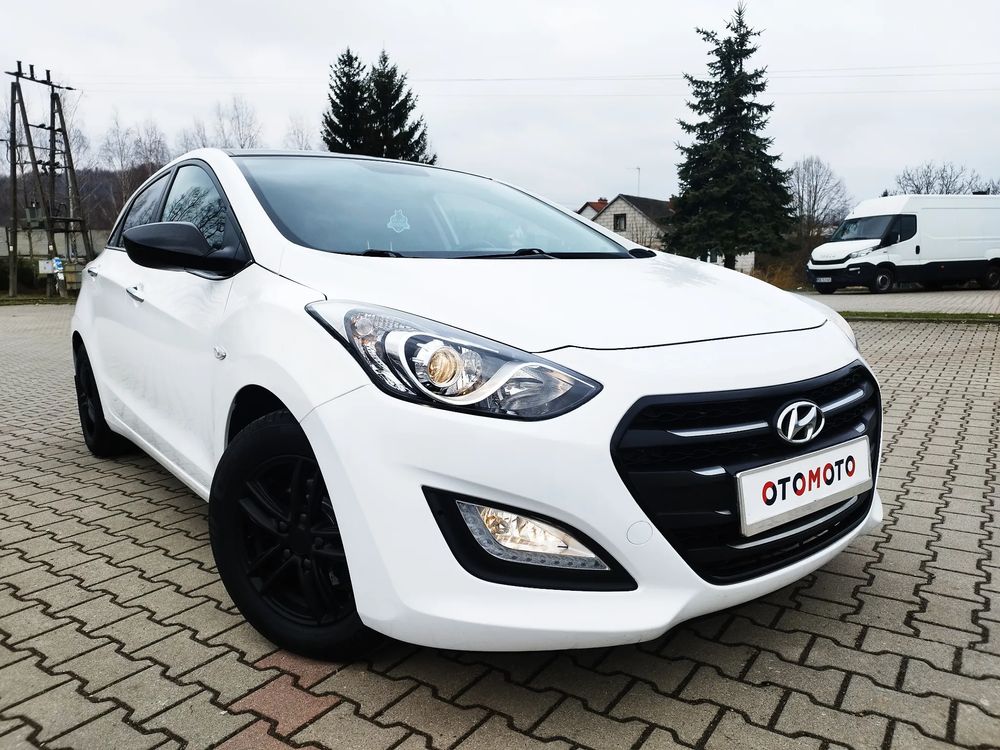Hyundai i30 II blue 1.4 Style 2015
