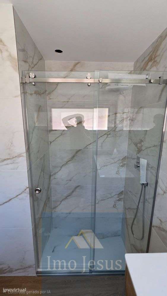 Moradia Terrêa 4 Frentes em Pedroso-15