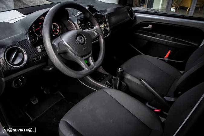 VW Up! 1.0 BMT Move - 24