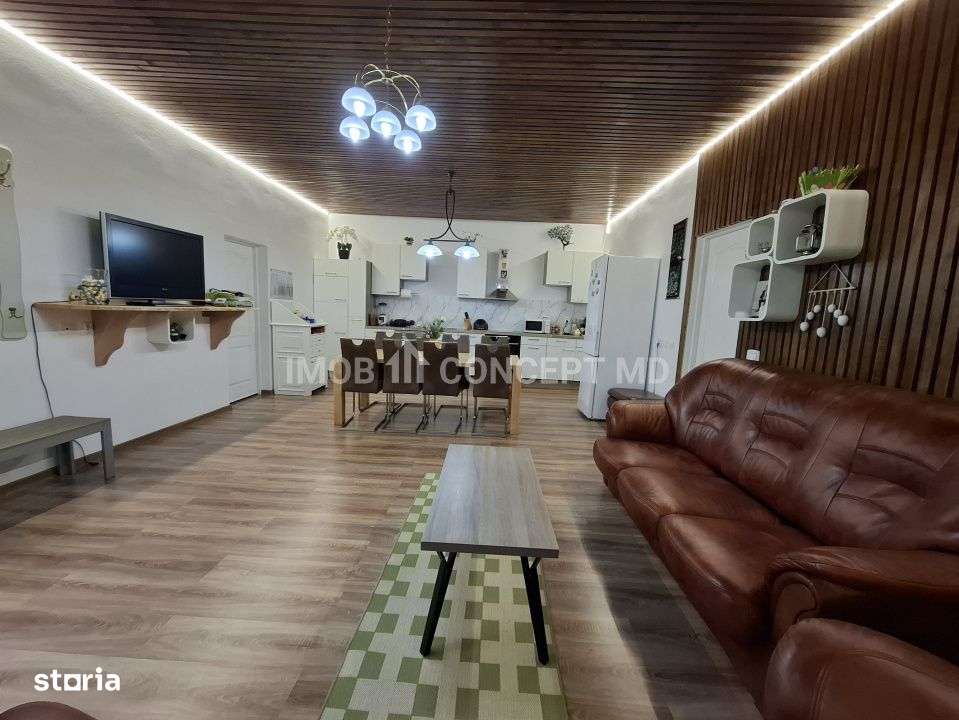 Vanzare Casa cu 3 camere si teren de 4000 mp in Soimari-Prahova - Imagine principală: 5/19