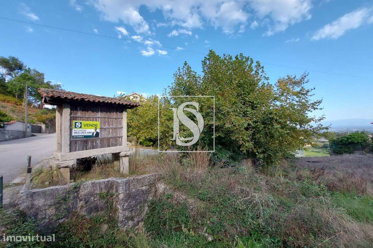 Prédio comercial + Moradia T4 em Pedronhe, Santiago de Besteiros - Grande imagem: 5/45