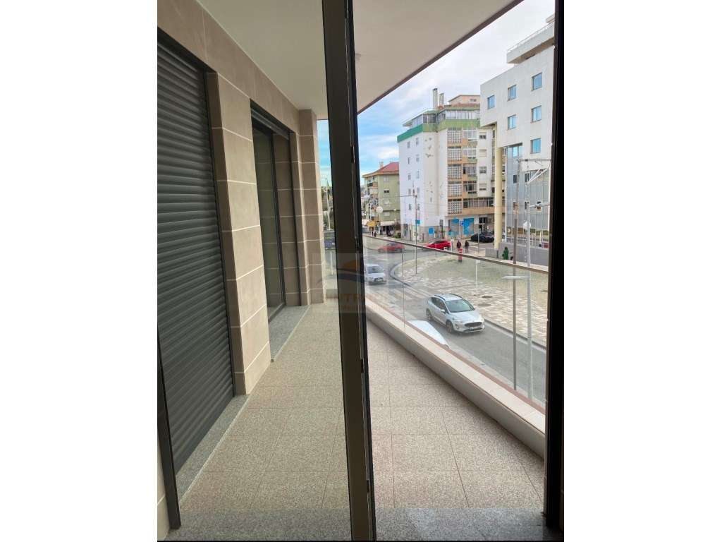 Excelente Duplex T3 - Empreendimento de Qualidade com Localização P... - Grande imagem: 5/8