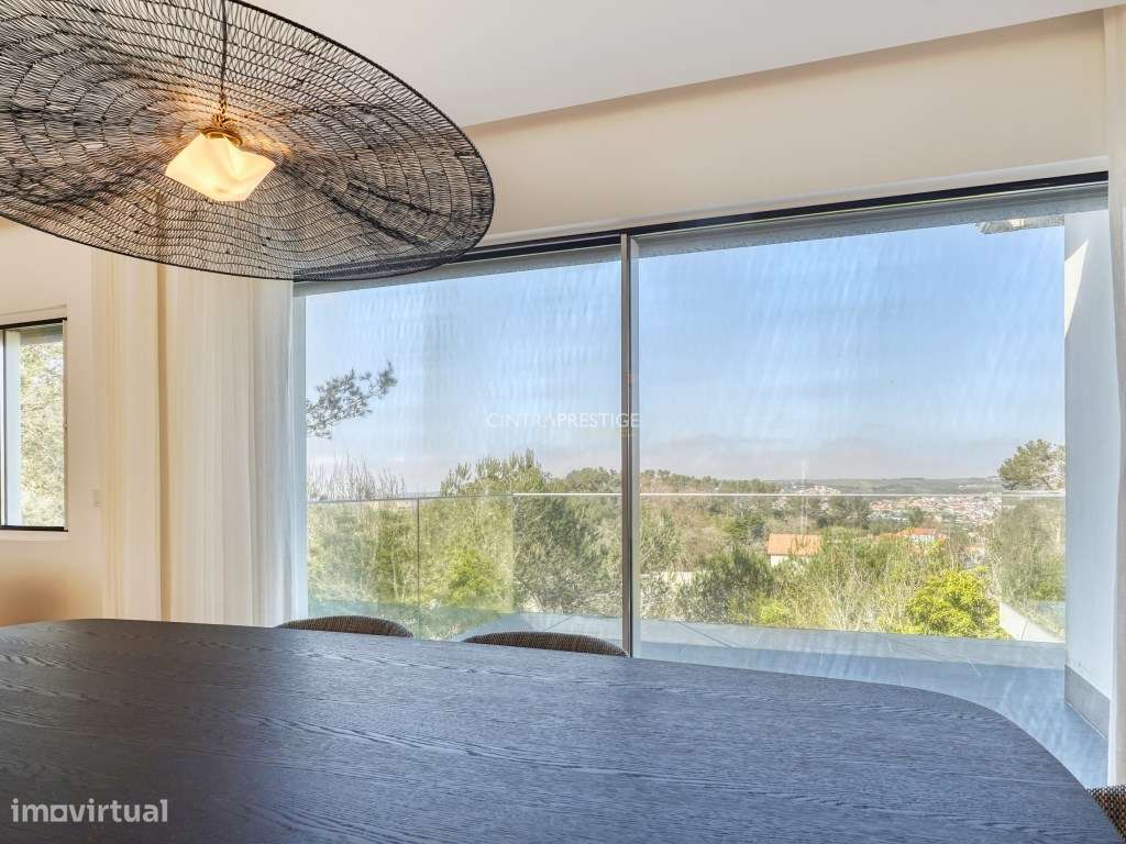 Moradia T5 Remodelada com Painéis Fotovoltaicos - Monte Santos, Sintra-12