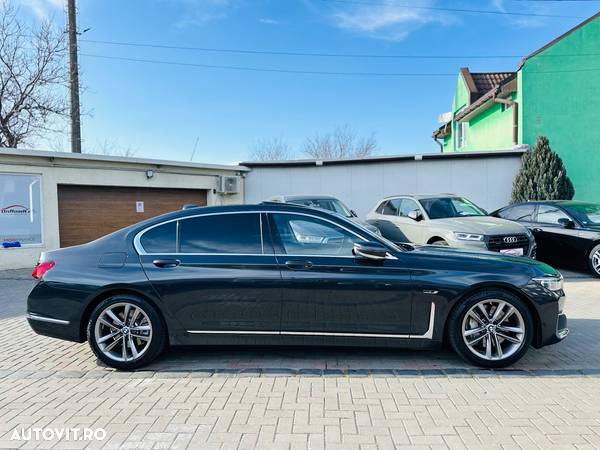 BMW Seria 7 745Le xDrive - 9