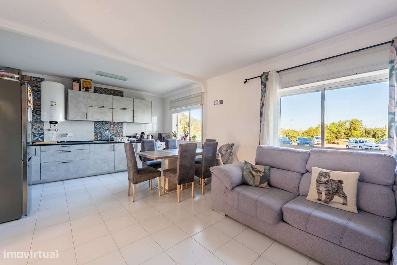 Recentemente reformado T1 na procurada Salema - Grande imagem: 3/16