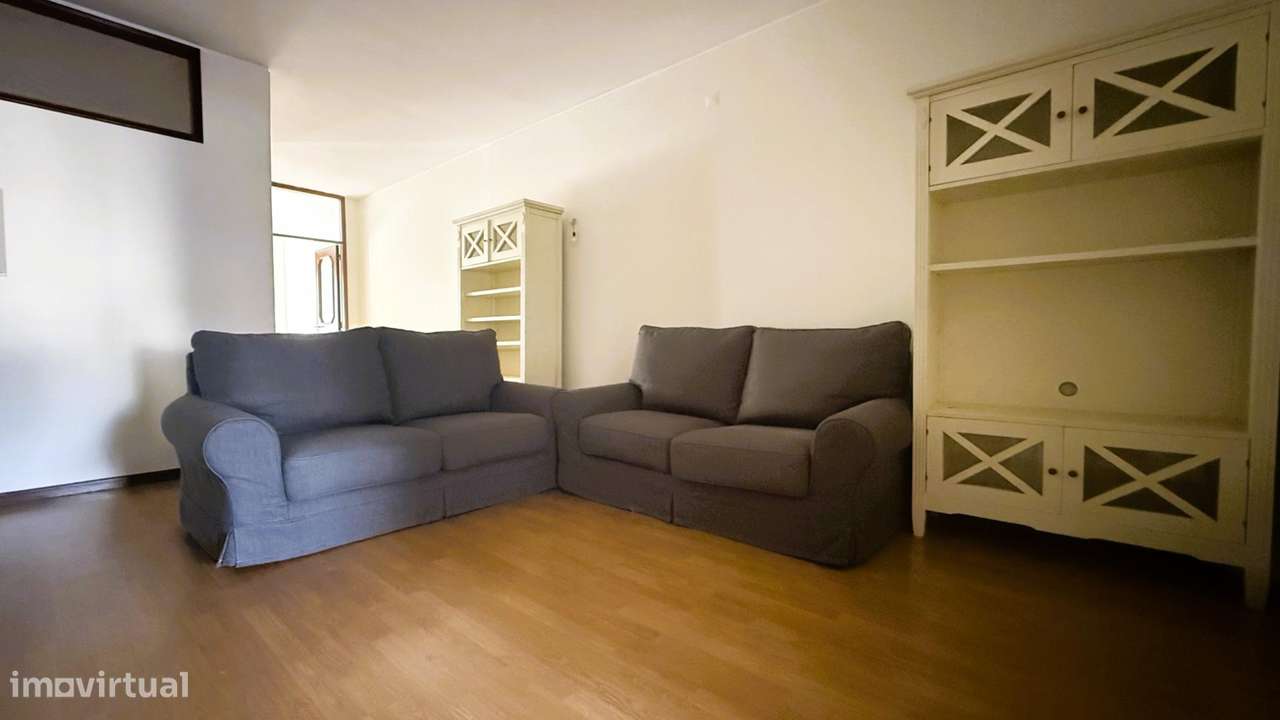 Apartamento T1+2 (Centro Póvoa de Varzim)-13