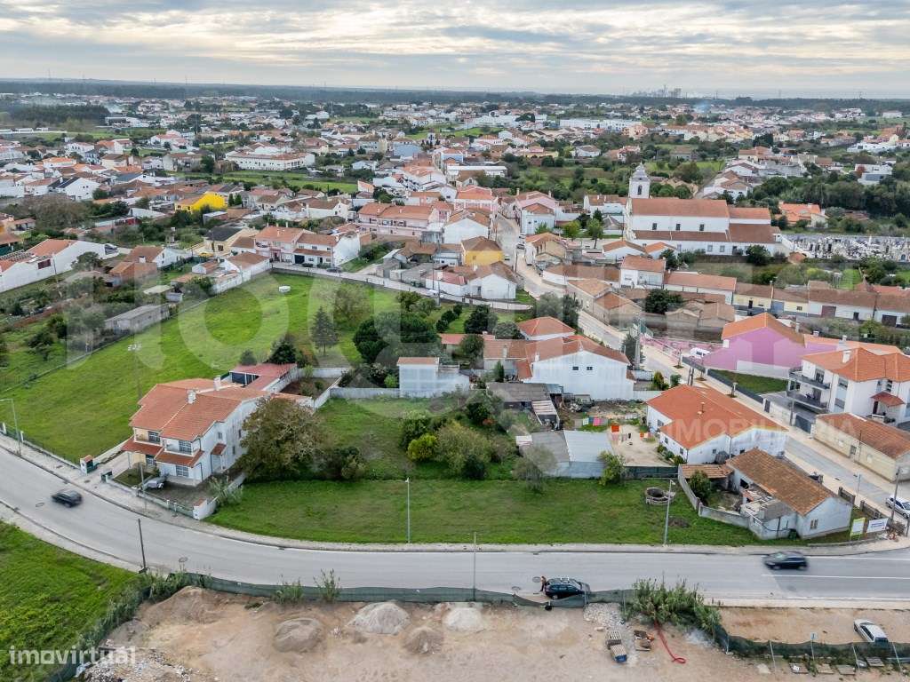 Terreno Urbanizável | Zona Habitacional H3 | Construção | Oportunidade-8
