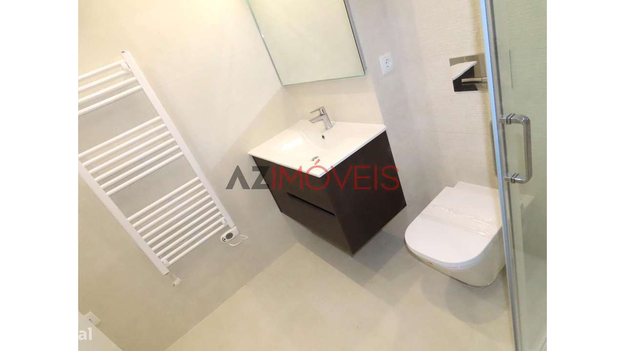 MORADIA NOVA  T3 NO CENTRO DE LEIRIA-17