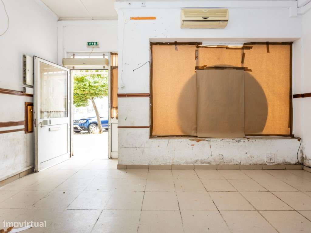 Loja com Projeto para Habitação T1 - Matos Cheirinhos, São Domingos...-20