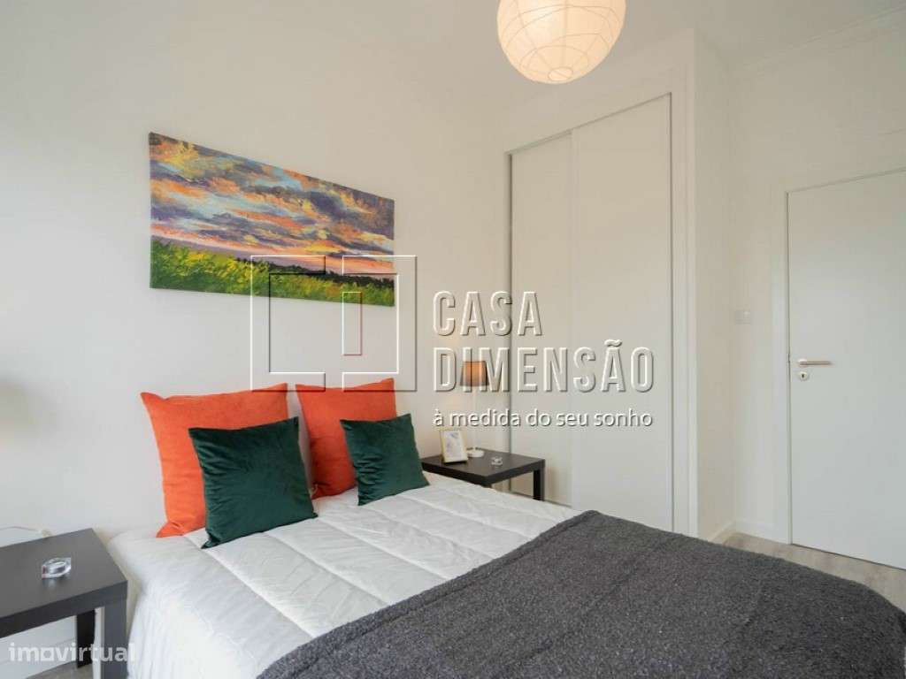 Apartamento de tipologia T3 com varandas em Benfica!!-19