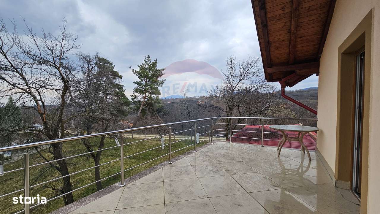 Casă de vânzare Bran Sohodol teren  intravilan 10.331 mp două locuințe-14