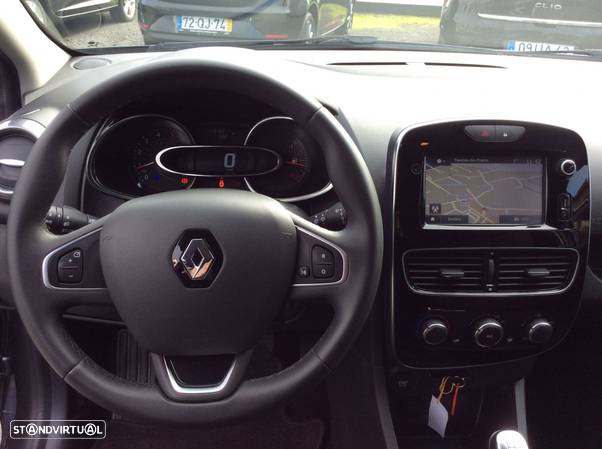 Renault Clio Sport Tourer 1.5 dCi Limited - 22