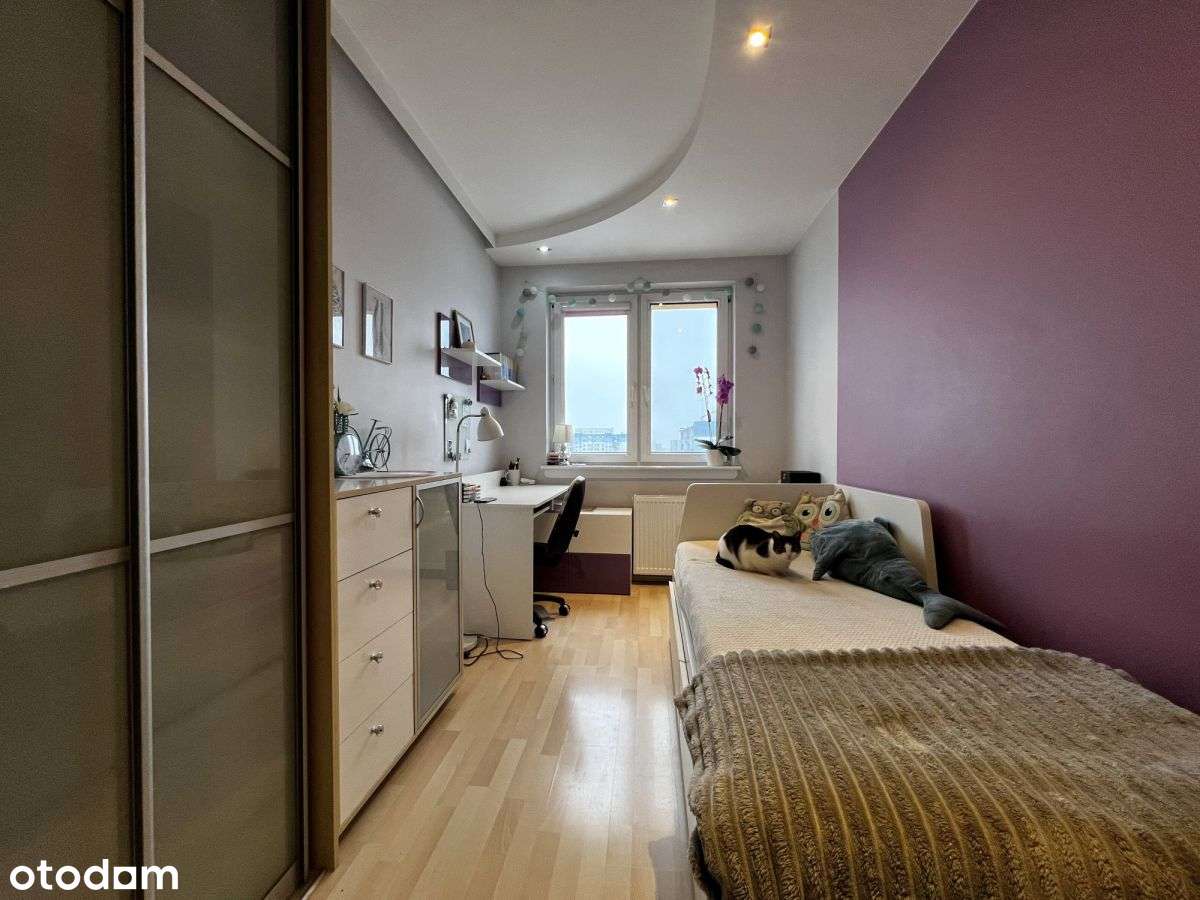 M4 z balkonem na Retkini-0