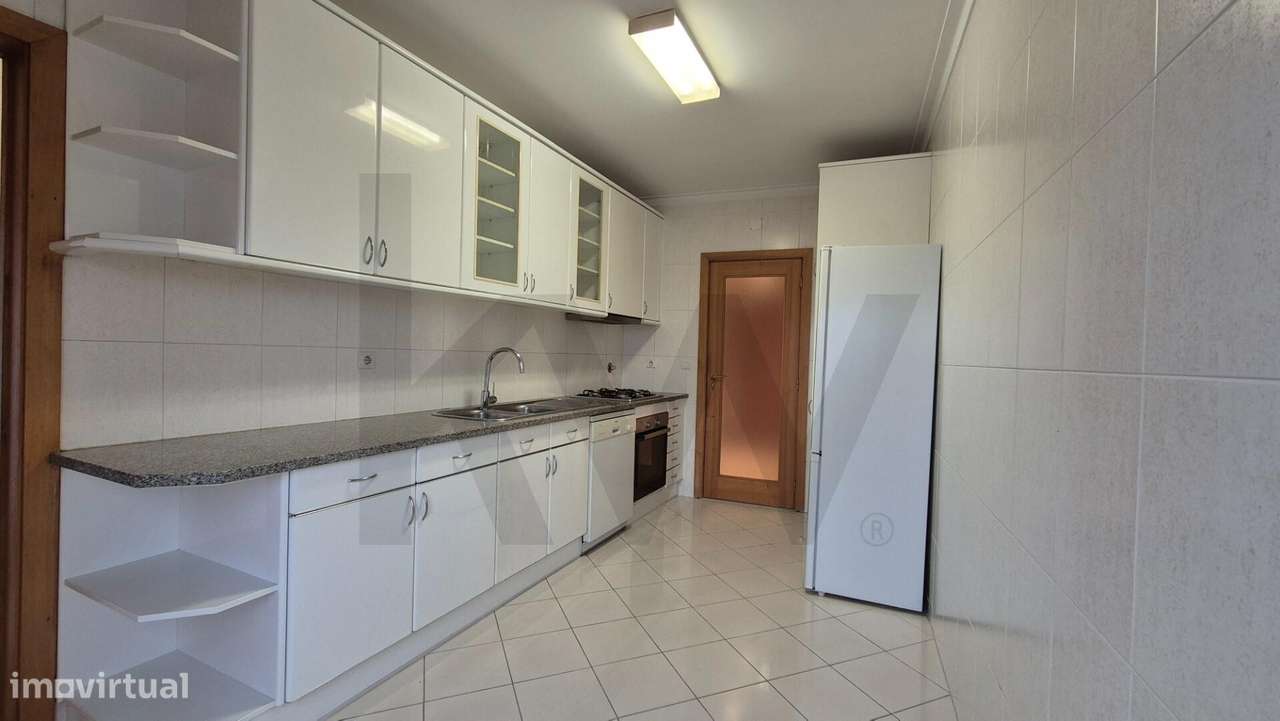 Excelente T2 na Rua Ciríaco Cardoso – Conforto e Centralidade no Porto - Grande imagem: 5/18