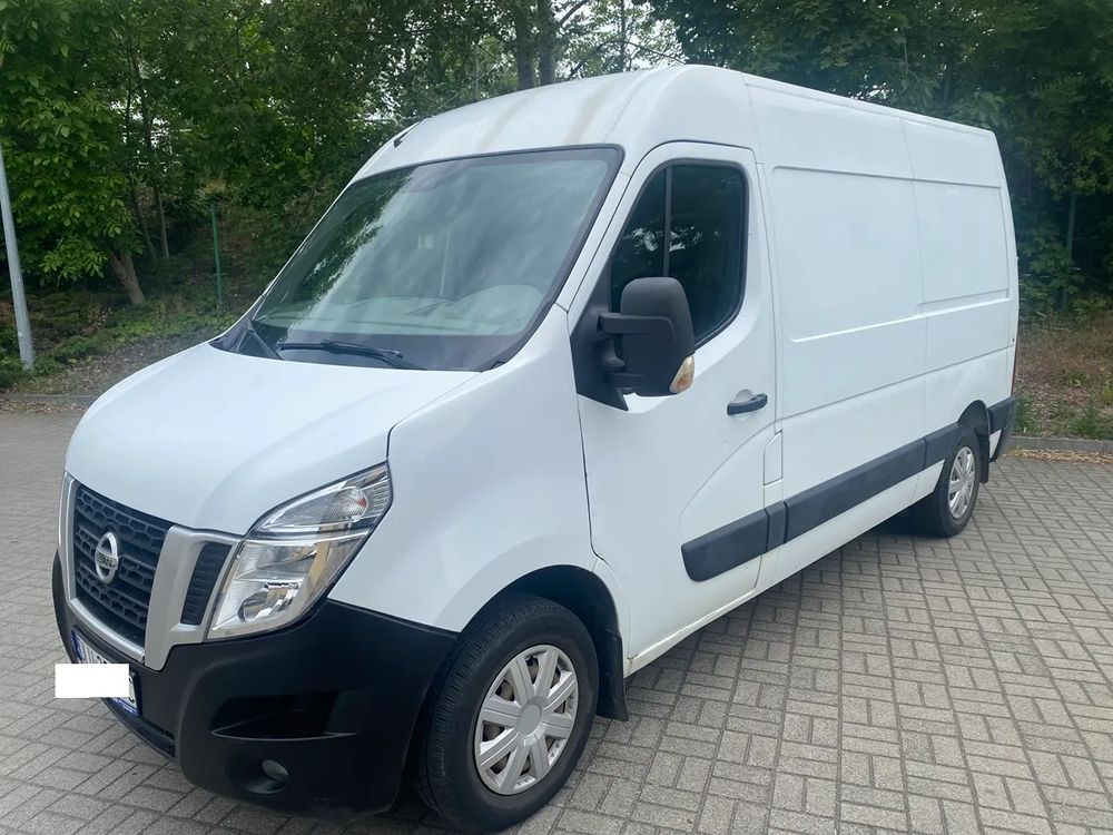 Nissan NV400 2016