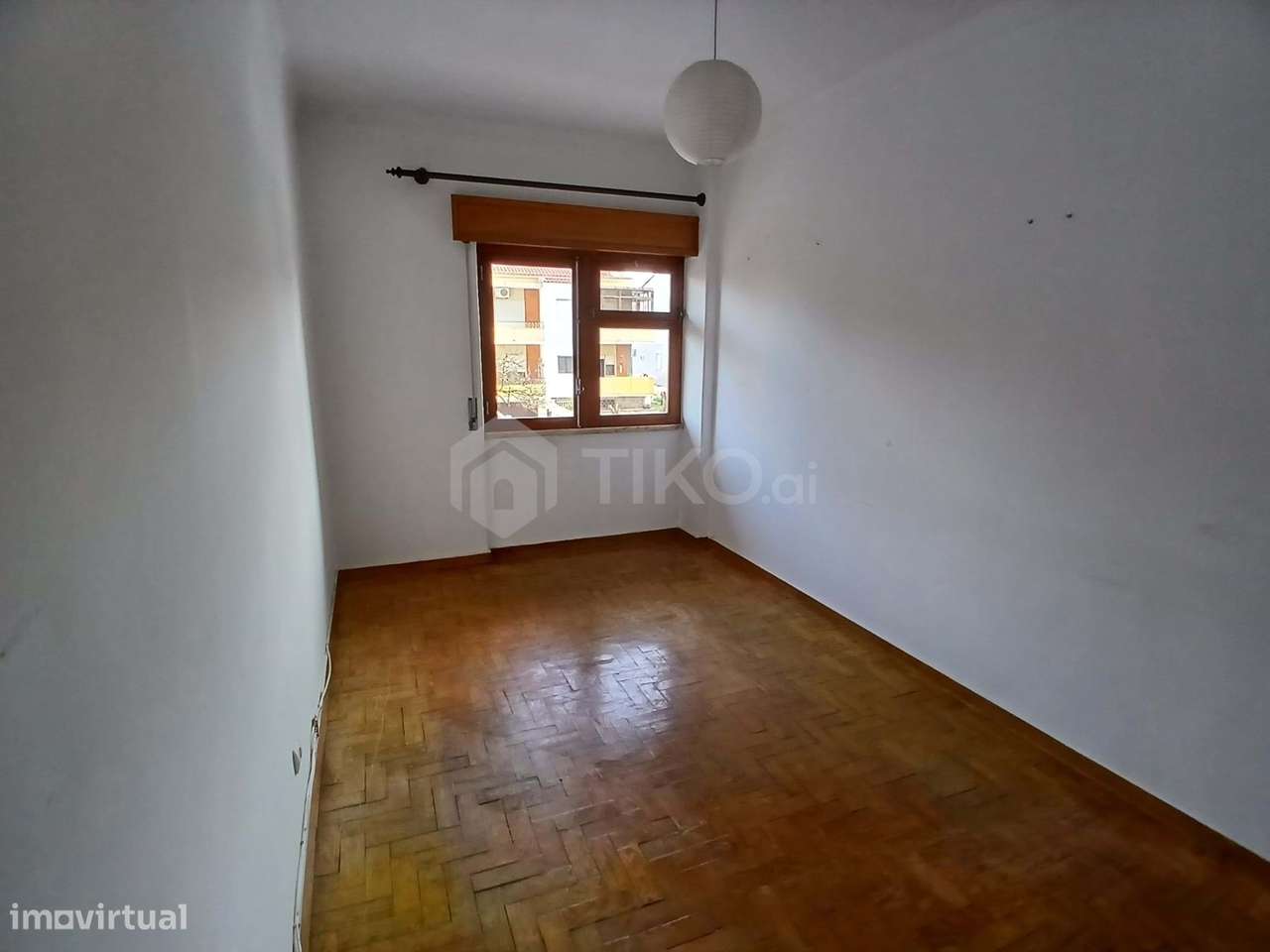 T3 no Coração do Montalvão – Excelente oportunidade para Remodelar ou-17