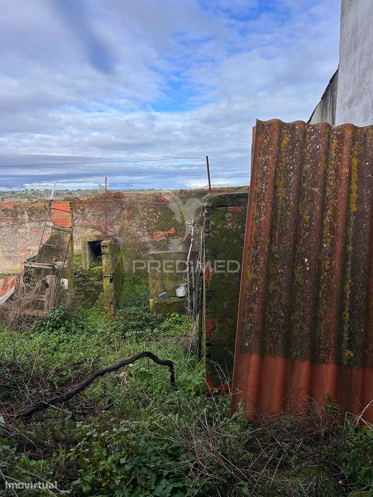 Terreno com Construção para Reabilitar Tolosa - Grande imagem: 5/6