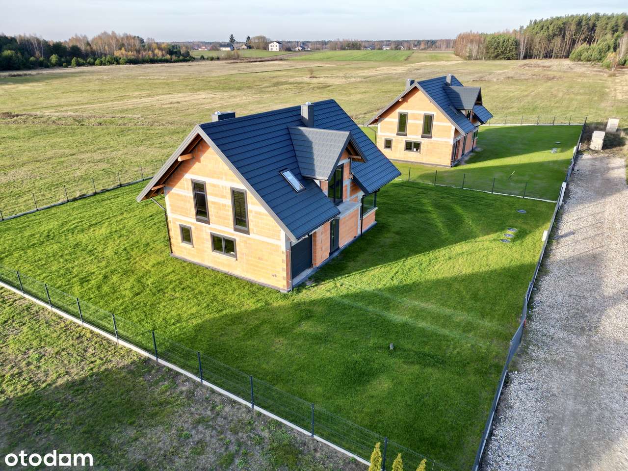 Sprzedam dwa ostatnie domy w stanie surowym zamkniętym - Pełny obrazek: 2/8