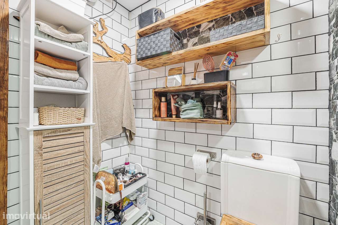 Apartamento T2 Remodelado | Tapada das Mercês-27