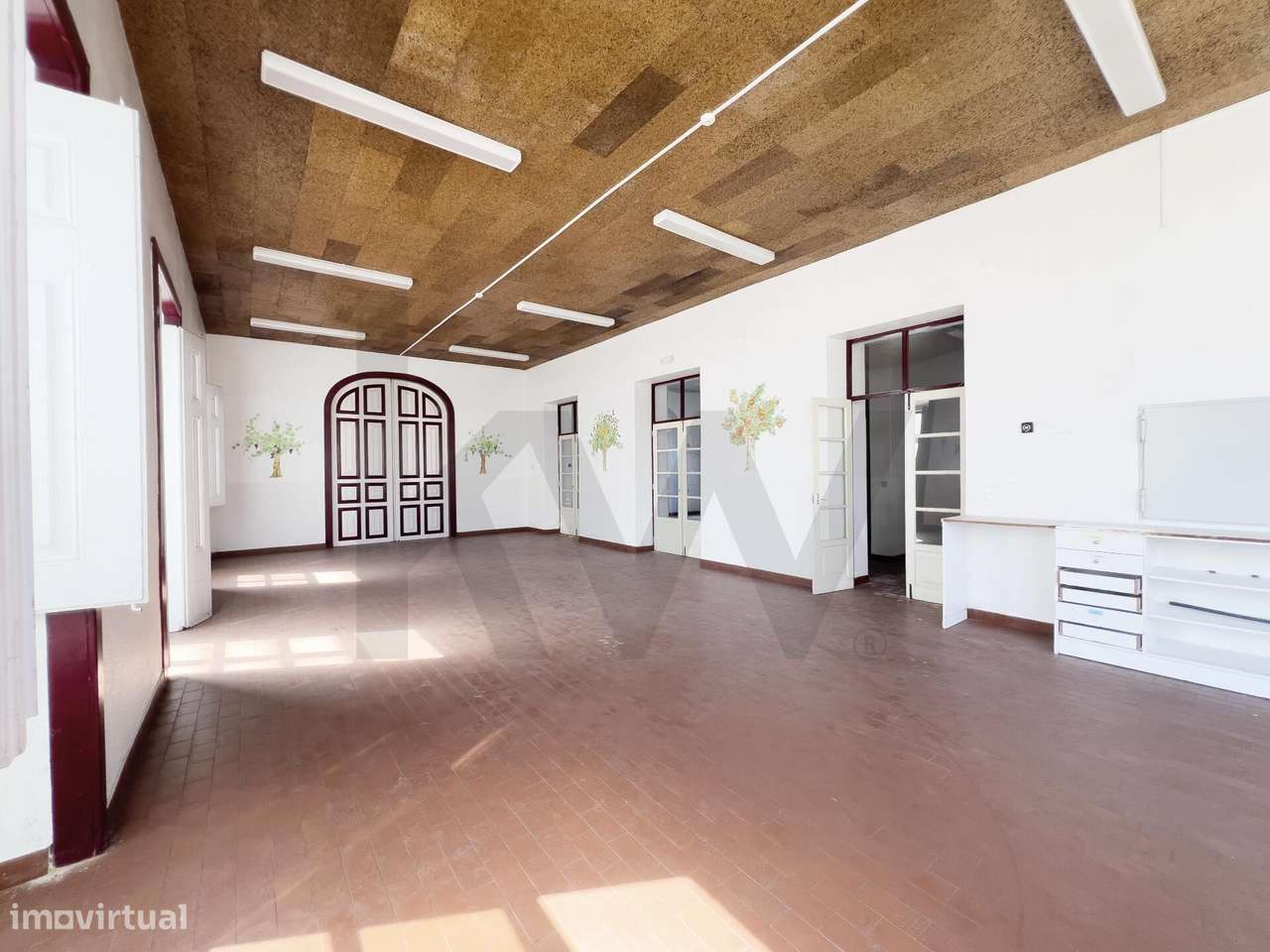 Edifício Emblemático no Coração de Almeirim-8