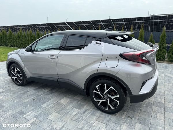 Toyota C-HR 1.8 Hybrid Neon Lime powered by JBL - 3