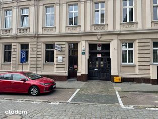 54 m w centrum sprzedam , zamienię na inne,dopłacę