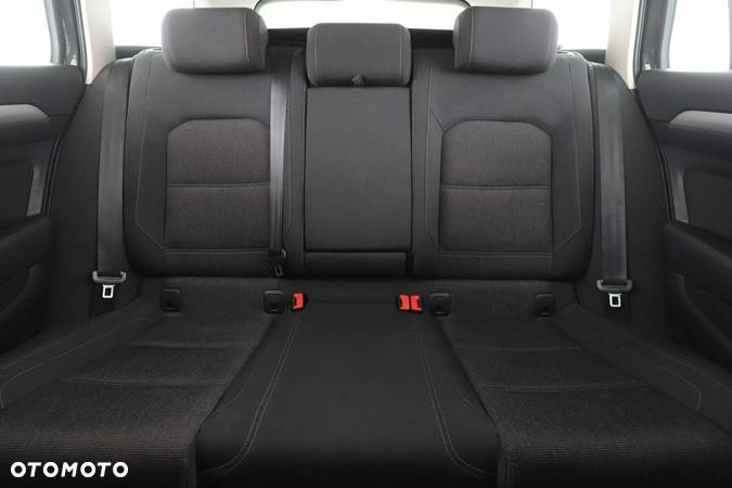 Volkswagen Passat 2.0 TDI BMT Comfortline - 17