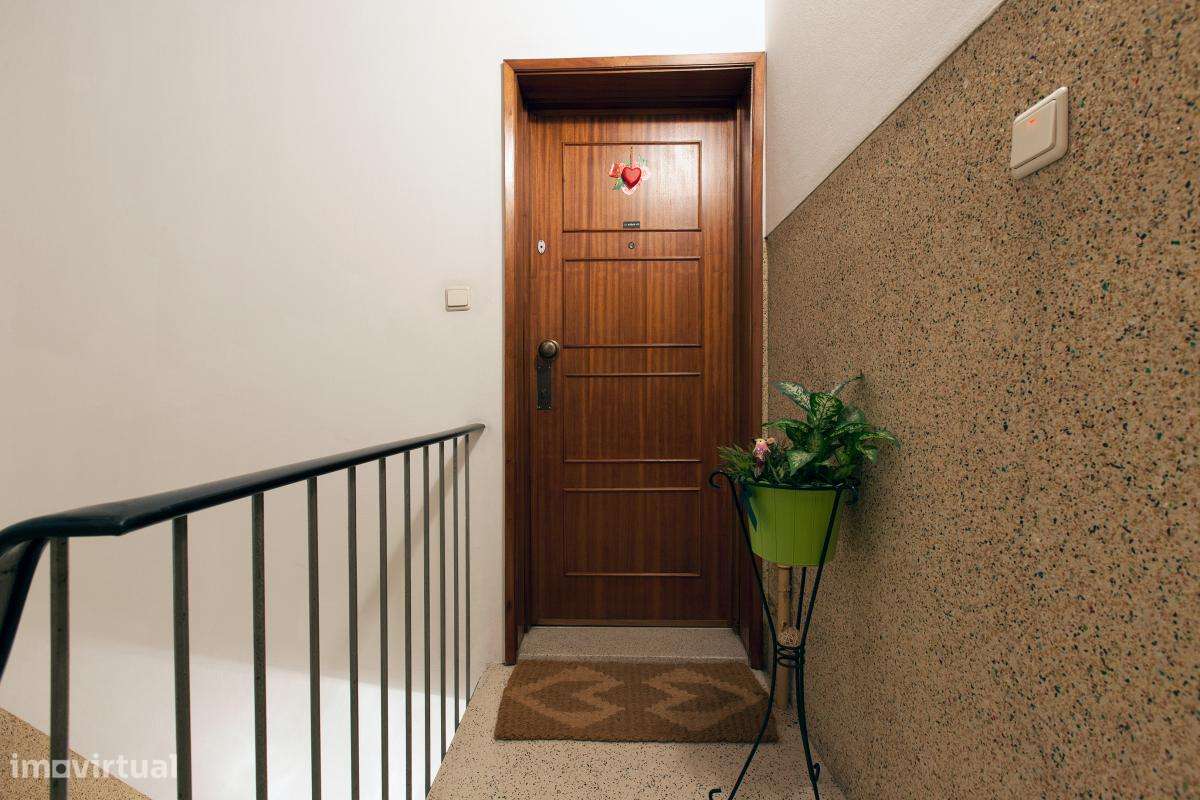 Quarto - localizado em Rio Tinto Porto - Grande imagem: 3/6