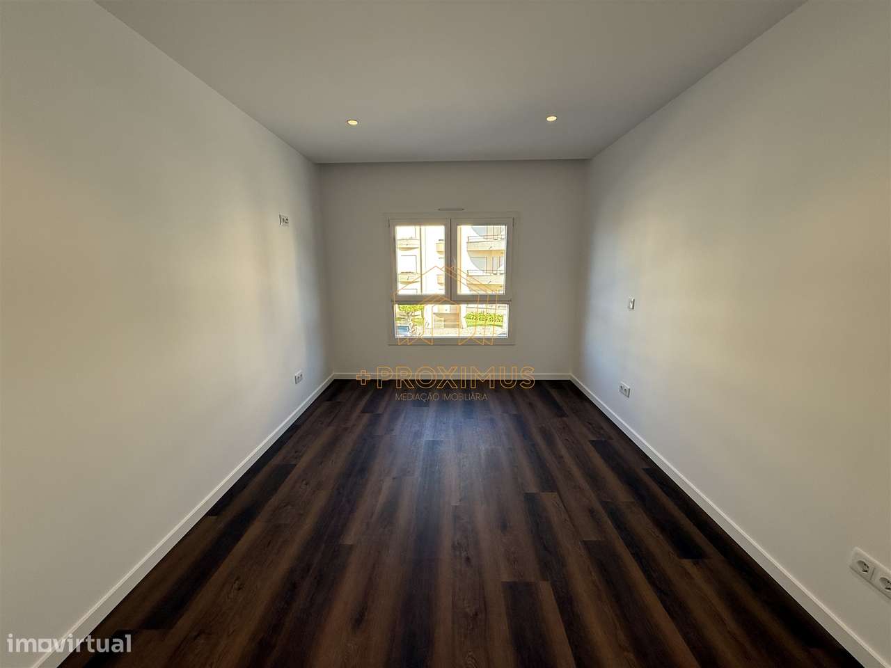 Apartamento T3 novo c/ garagem e terraço– Tavarede-23