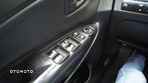 Hyundai Tucson 2.0 Comfort 2WD - 24