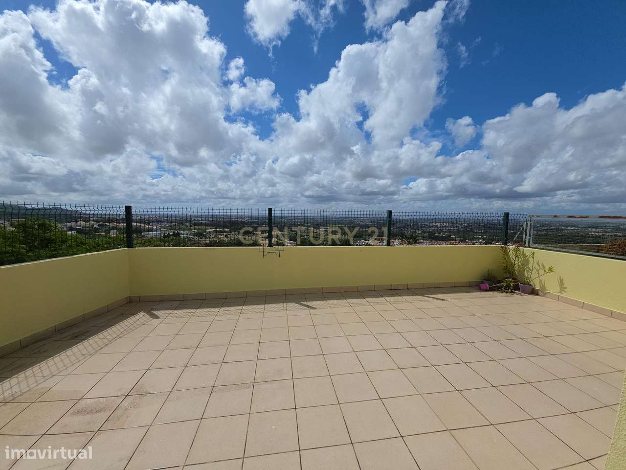 Apartamento Duplex T5 no centro de Palmela-42
