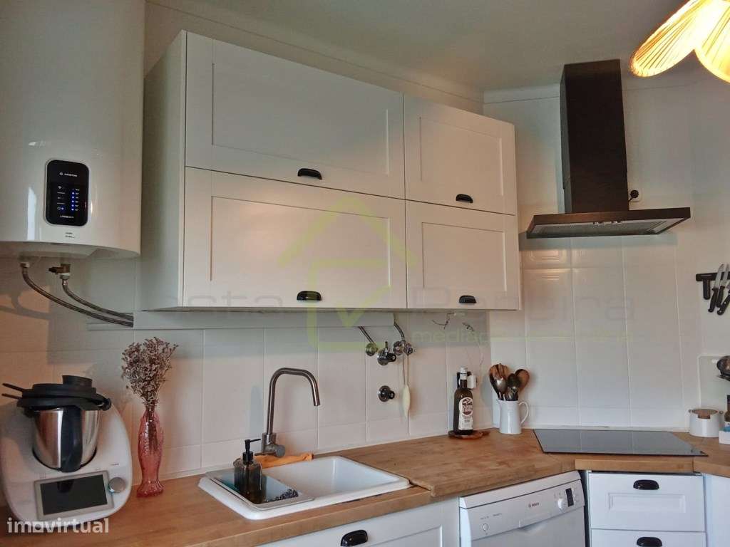 Apartamento T2 com Vista Mar a minutos das praias - Grande imagem: 5/20