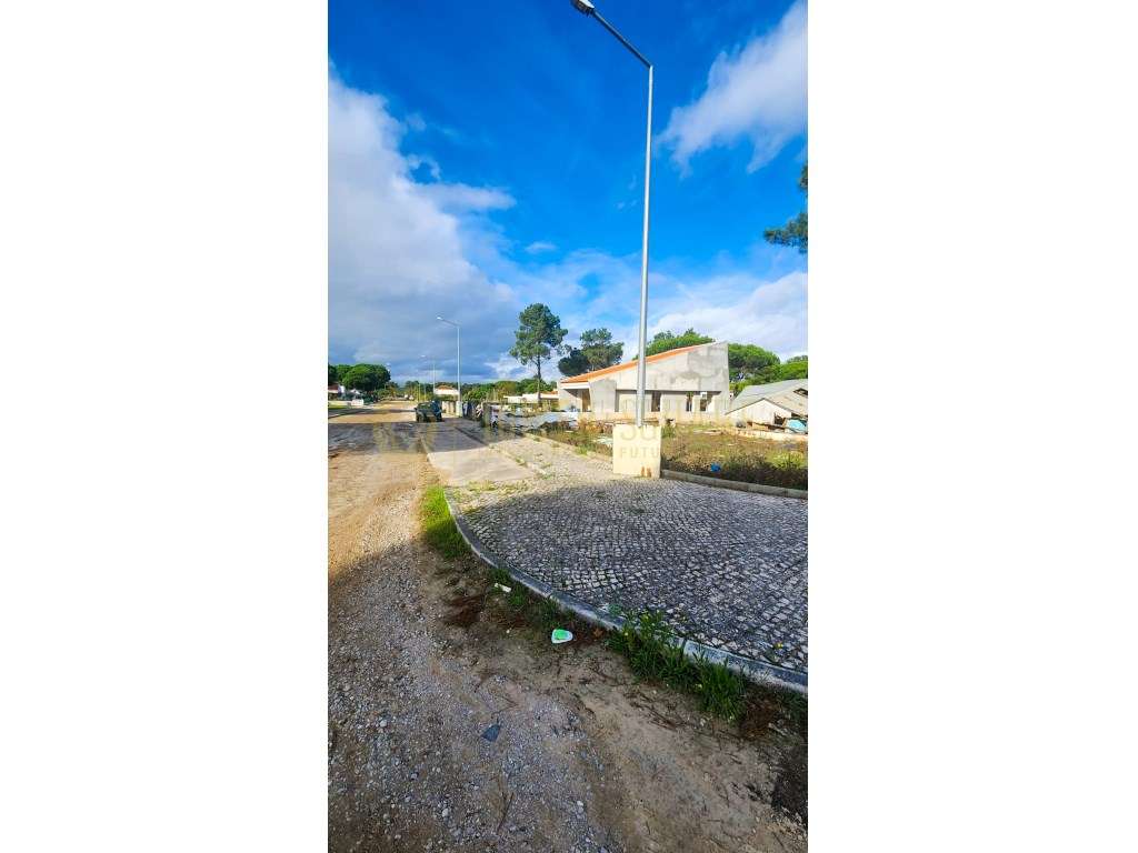 Terreno em Lagoa de Albufeira - Grande imagem: 4/16