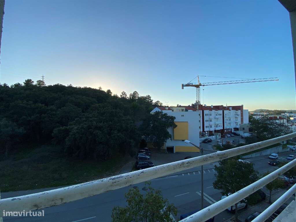 Apartamento T3 com garagem em zona de Eiras - Grande imagem: 3/16