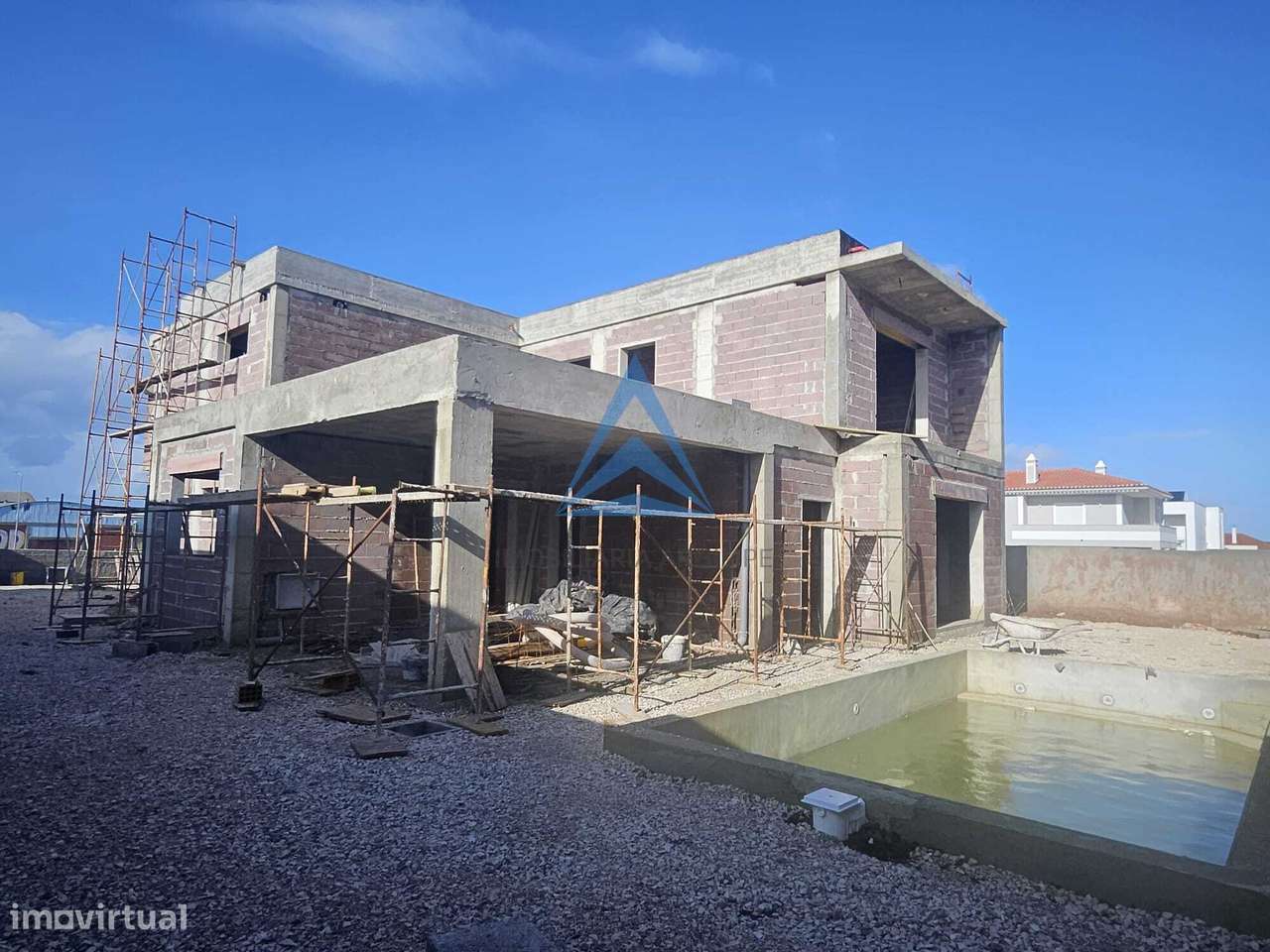 MORADIA T5 - PISCINA - CALDAS DA RAINHA-31