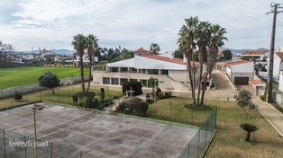 Moradia de luxo com 4 suites, piscina interior e court de ténis - Grande imagem: 4/60