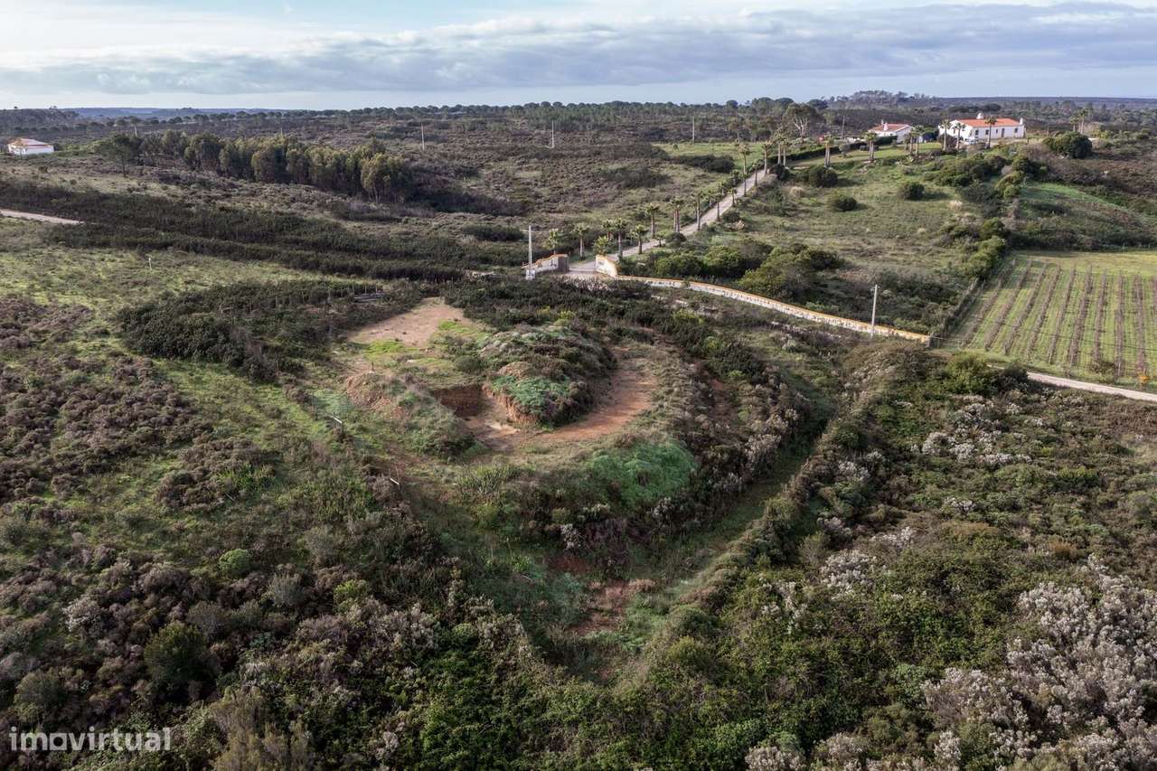 TERRENO RÚSTICO NO PARQUE NATURAL PERTO DA ARRIFANA - Grande imagem: 5/5