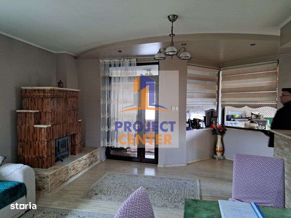 Casa 5 camere Darmanesti, zona centrala - Imagine principală: 2/19