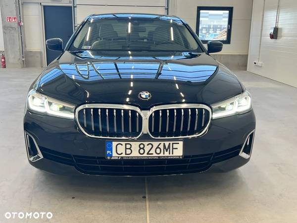 BMW Seria 5 520d xDrive Luxury Line - 33