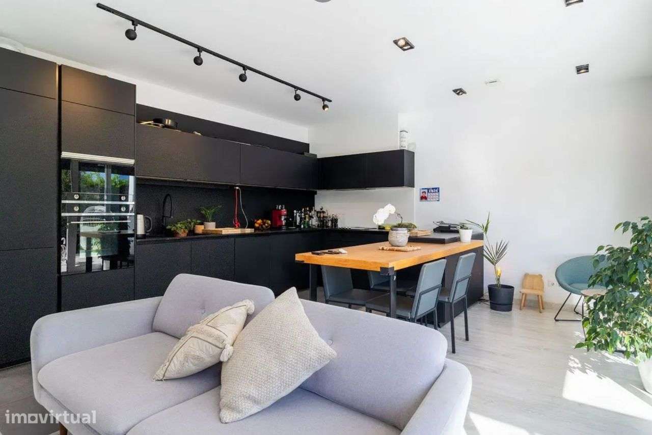 Excelente Moradia T4 em Porto Salvo, Oeiras-8