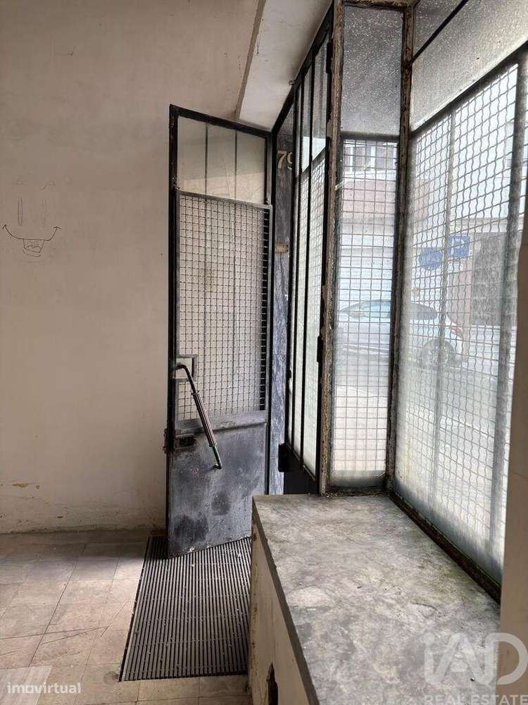 Loja / Estabelecimento Comercial em Arroios de 44,00 m2-3