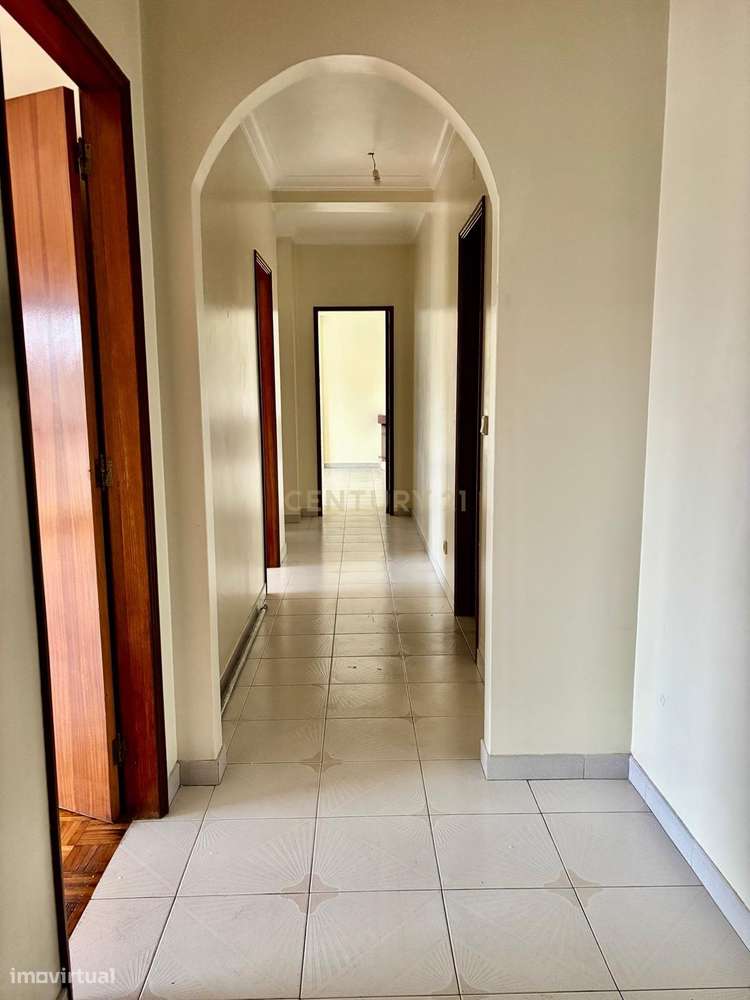 Apartamento T2 em Marrazes, Leiria - para arrendar - Grande imagem: 4/17