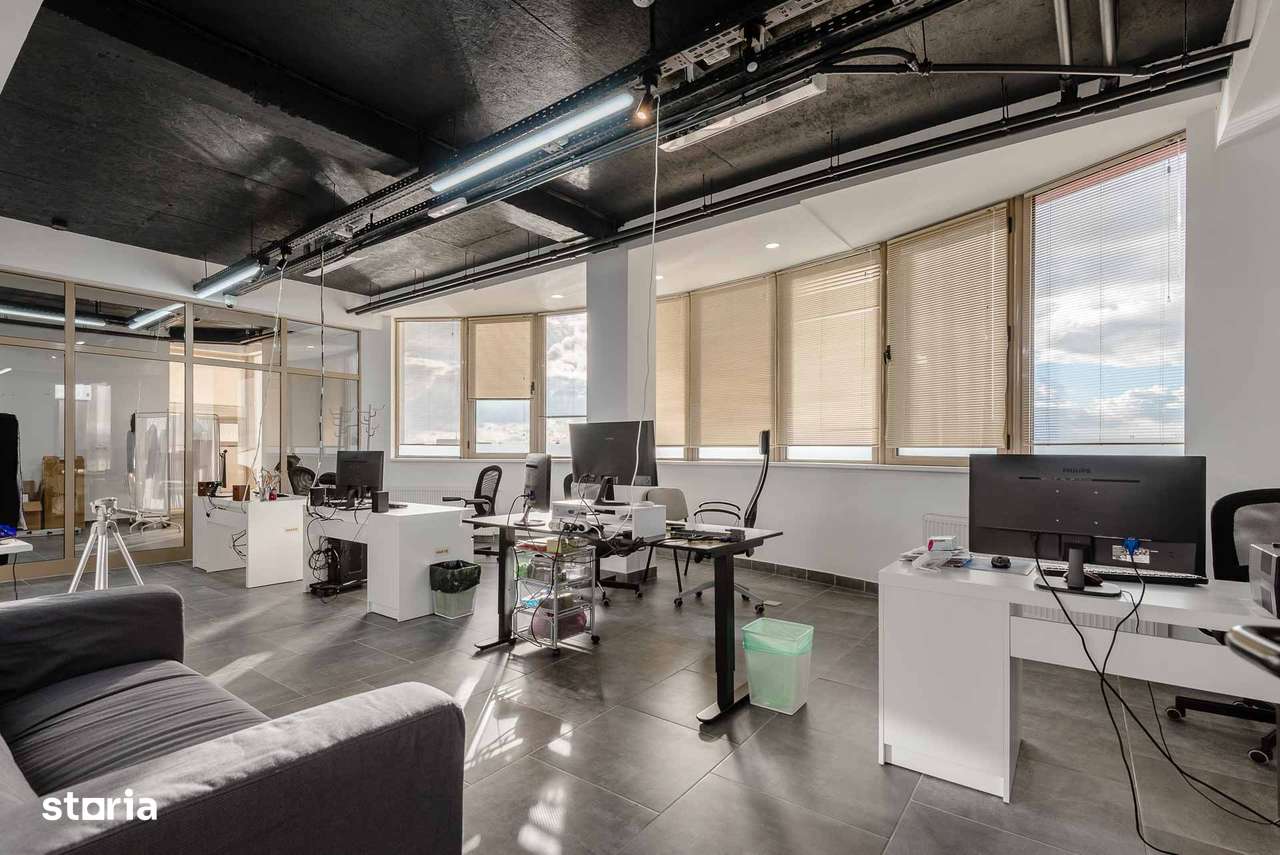 Vânzare complex birouri + depozite – 4.231 mp teren – Tunari - Imagine principală: 4/20