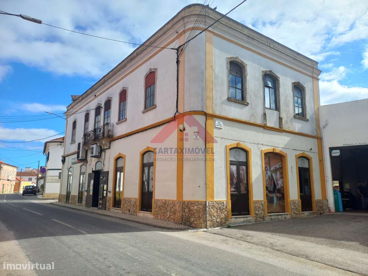 Loja T0 Venda em Alcanhões,Santarém - Grande imagem: 1/7
